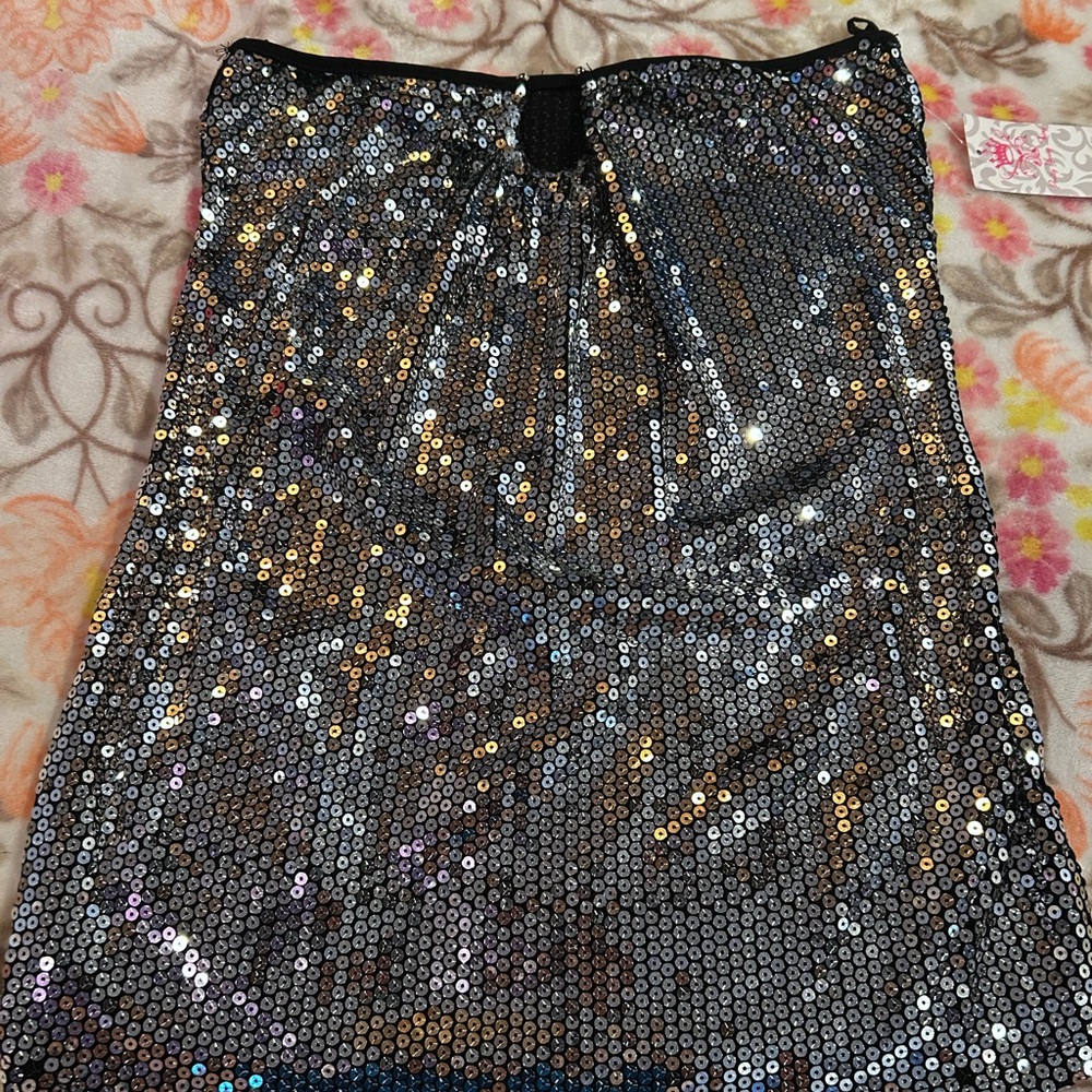 Sequin Silver mini dress 😛